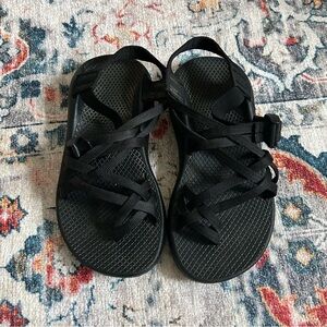 Chaco Black ZX/2 Classic Sandals Women’s Size 5